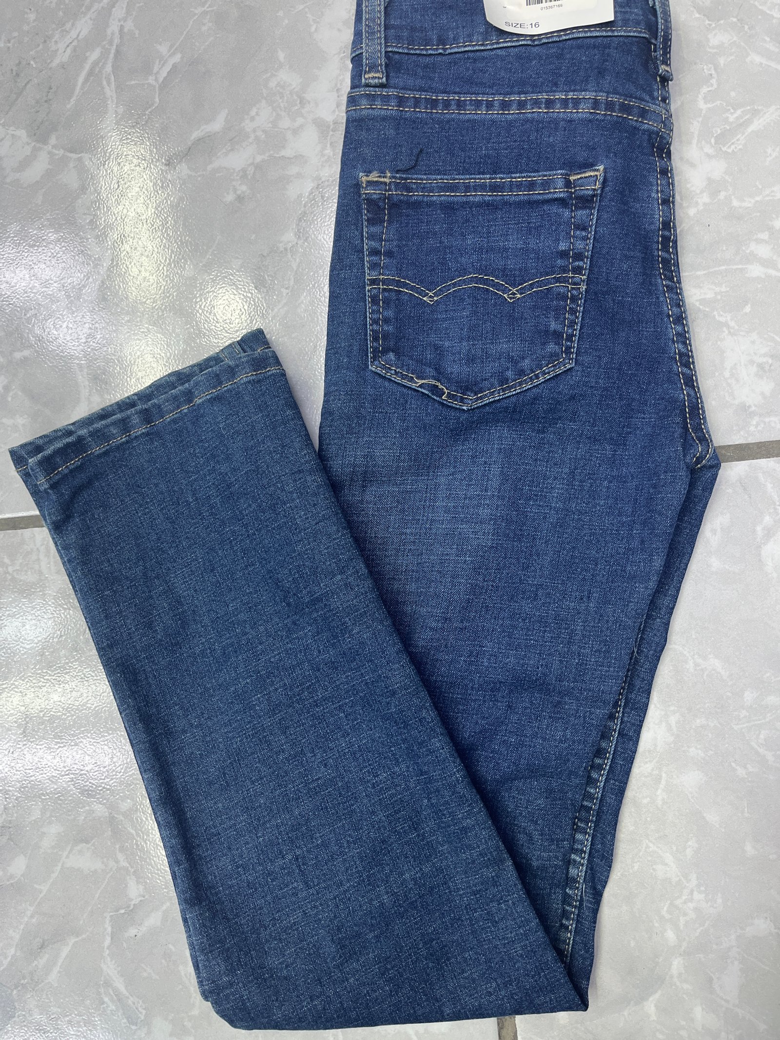 Pantalón Rasgado